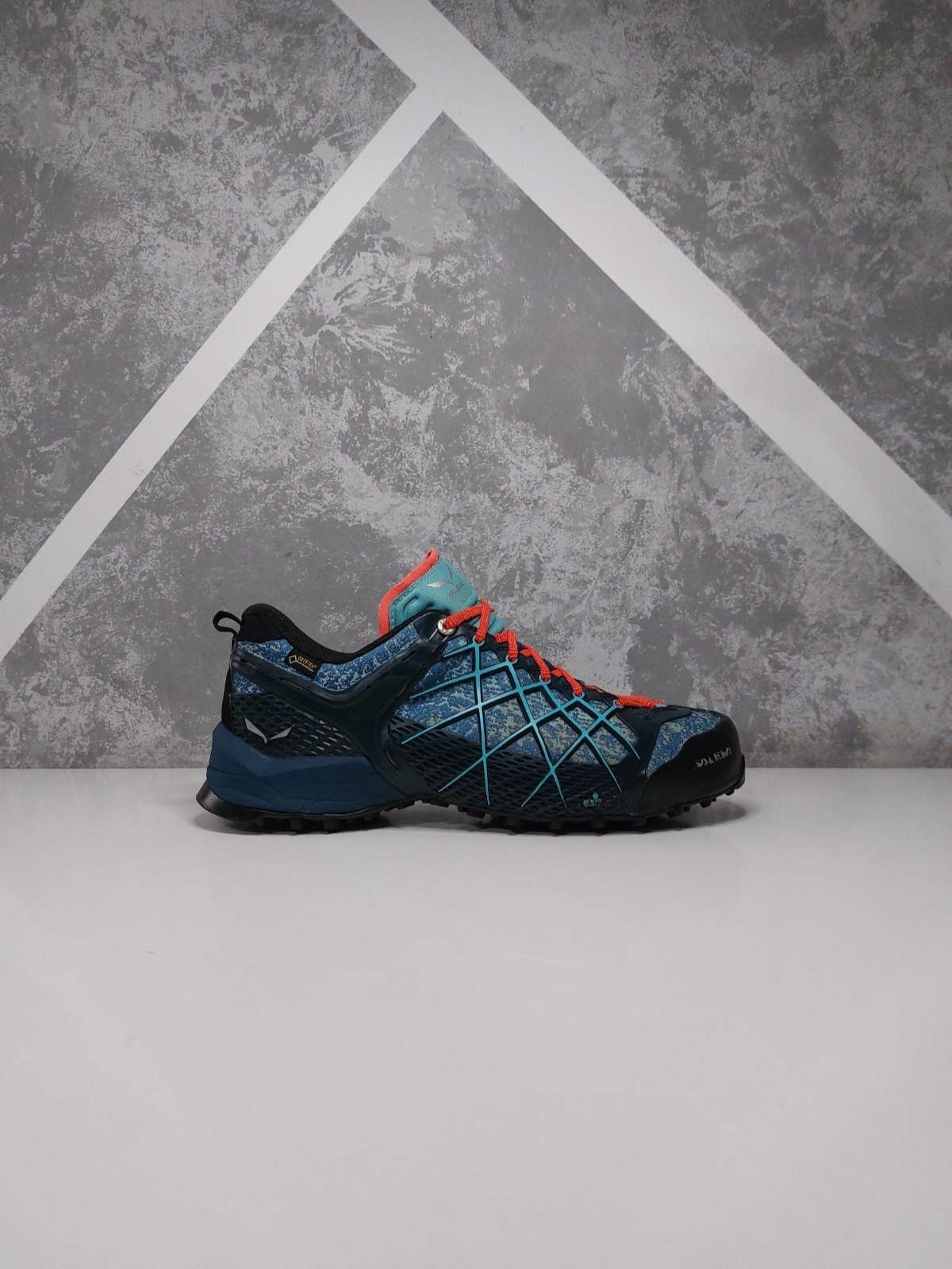 Zapatos de senderismo Salewa Wildfire GTX para mujer Gore-Tex talla US 8 UK 6