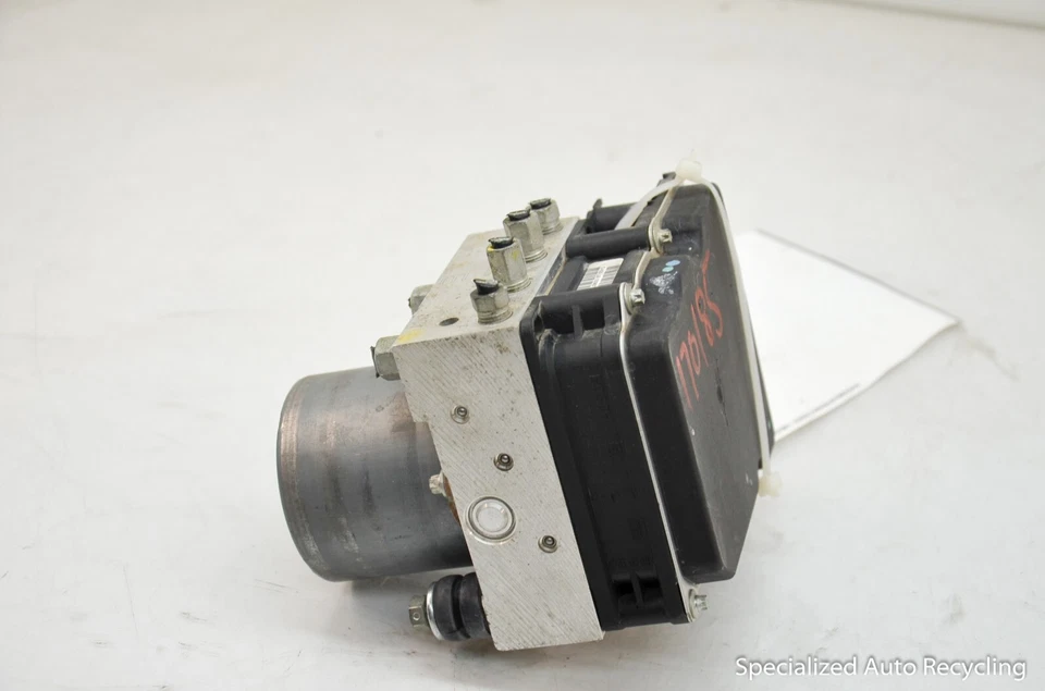 Infiniti G35 2008 ABS módulo de bomba de freno antibloqueo Foto 4 de 4