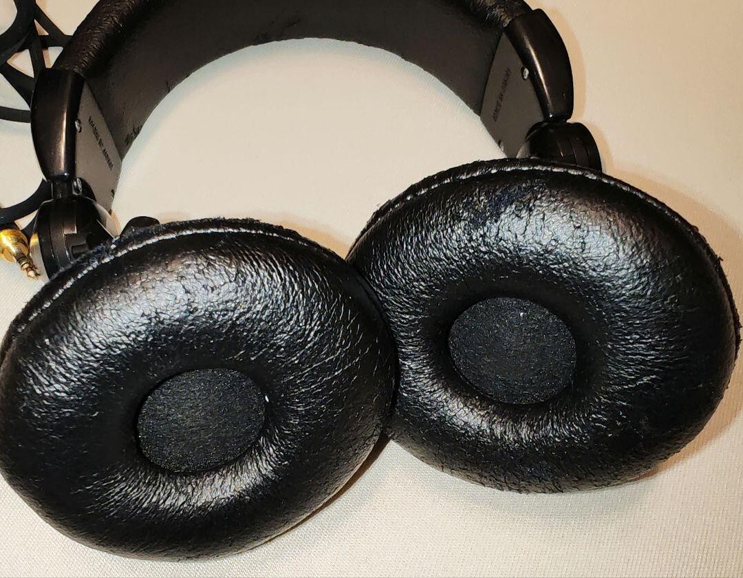 Technics RP-DJ1200 DJ Headphones Used Free Shipping Black Technics RP-DJ1200 DJ Headphones Used Free Shipping Black