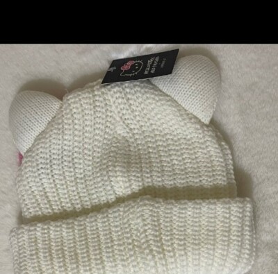 Forever21 Hello Kitty White Beanie Hat | eBay display picture 1