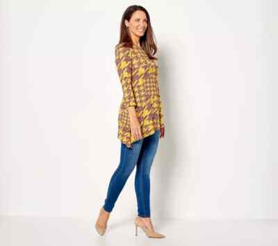 Attitudes by Renee Petite 1X Casknit Houndstooth Asymmetric Top Maroon Gold ASU