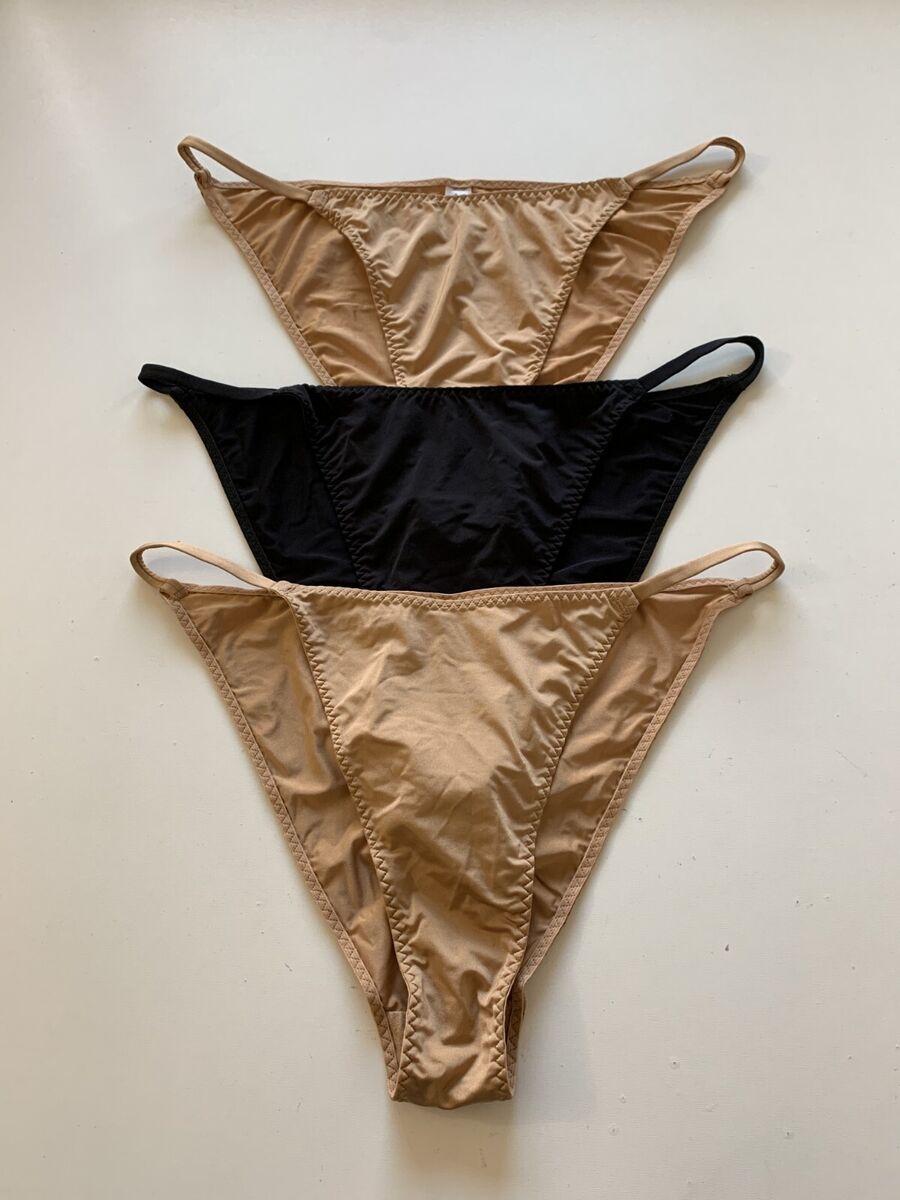 Lot of 3 b.tempt'd by Wacoal Sz M Spotlight Hikini Strappy Lot of 3 b.tempt'd by Wacoal Sz M Spotlight Hikini Strappy