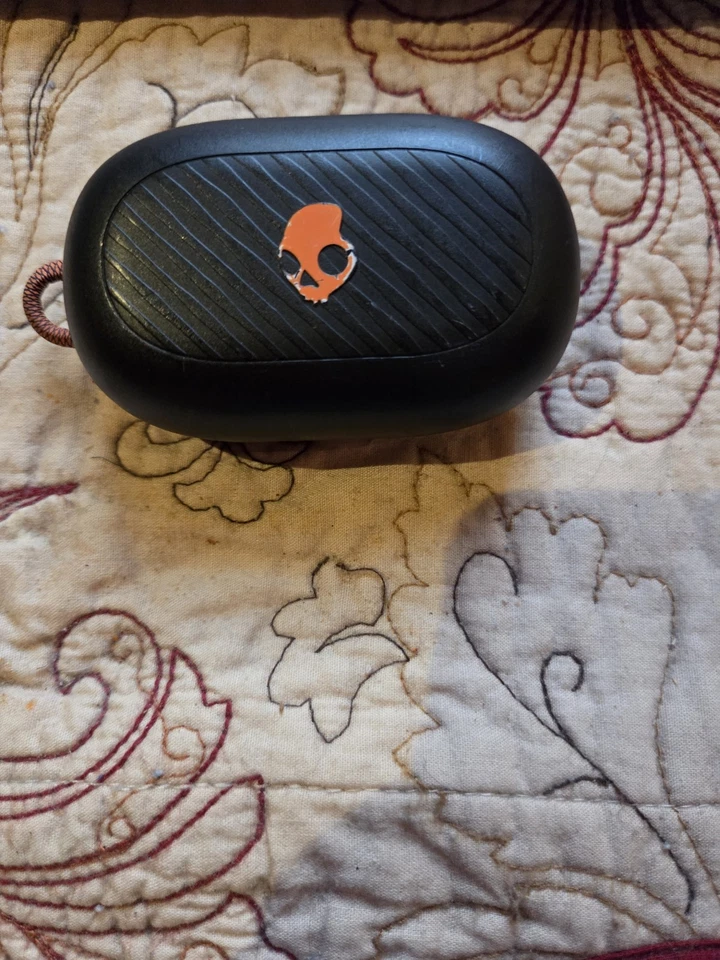 Skullcandy Push Play Active funciona perfectamente sin problemas viene con cargador Foto 3 de 4