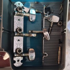 Vintage Silver 3-on-a-Plate Guitar Tuning Peg...