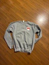 Universal Studios Super Nintendo World Mario Sweater Youth Size XL Grey