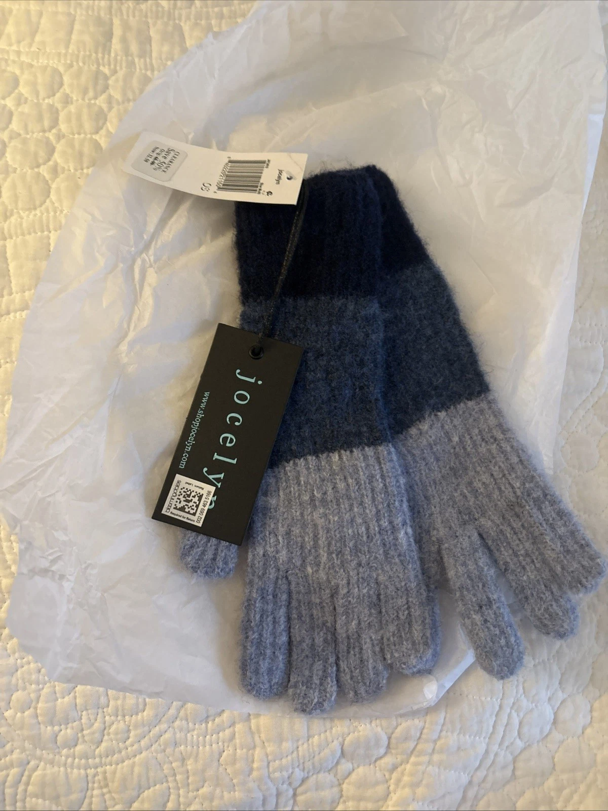 Bloomingdale’s Jocelyn Knit Blend Knit women's gloves - Blue /Navy - One Size
