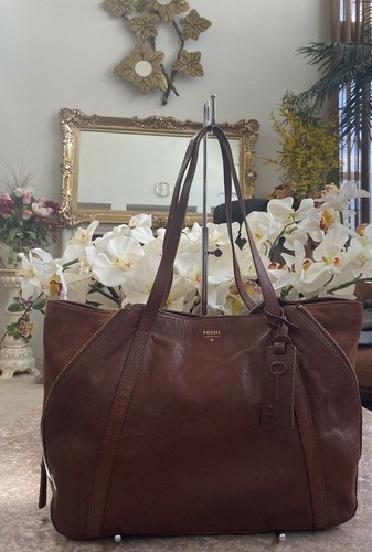FOSSIL ISSUE NO.1954 Brown Leather 