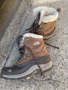 primaloft boots womens