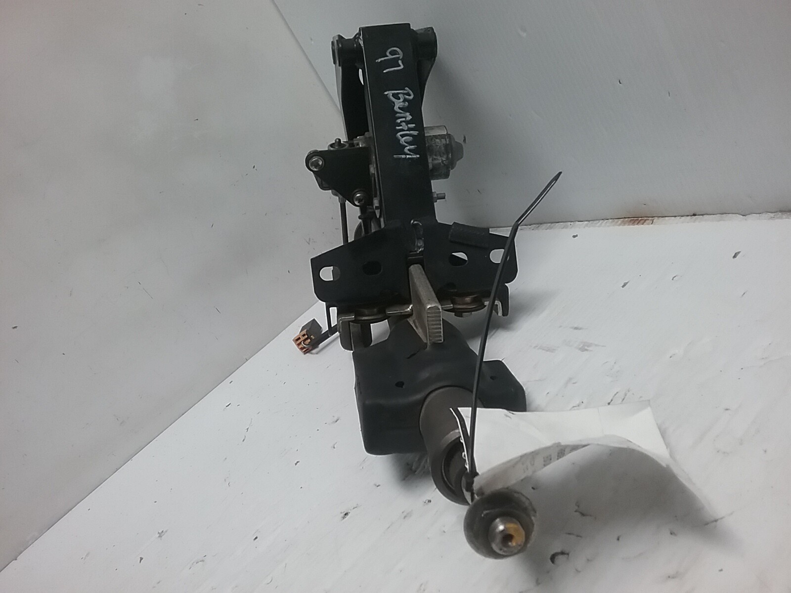 1992-1998 Bentley Brooklands Steering Column Assembly 238.6E1Q97 6.8L V8