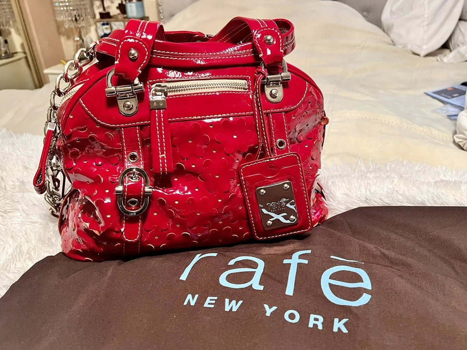 Cartera de charol RAFE vintage rara roja rubí con bolso de flores emergentes