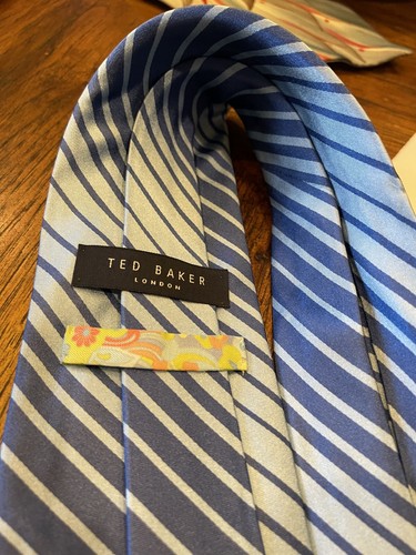 TED BAKER ELEGANT QUALITY DRESS SUIT DESIGNER NECKTIE TIE FREE SHIPPING - Picture 4 of 5