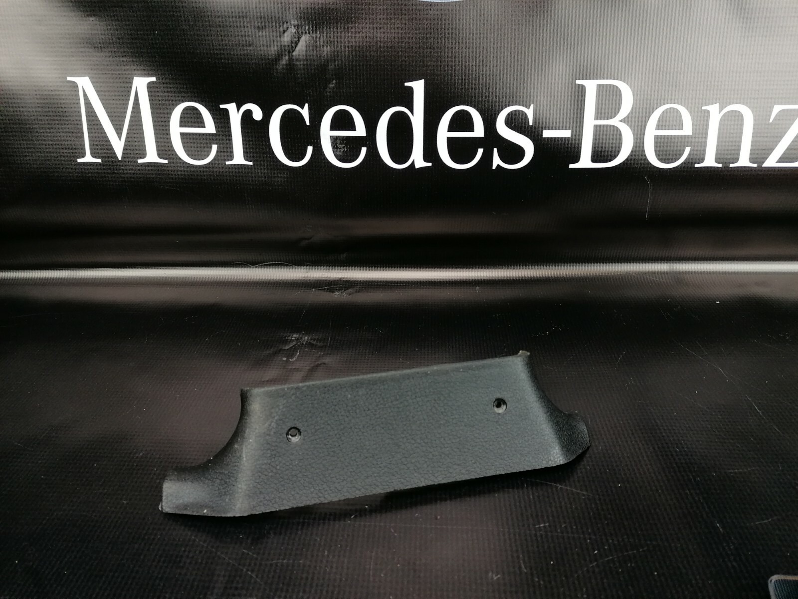 MERCEDES BENZ W123 Driver Bottom B Pillar Cover (bamboo) OEM 