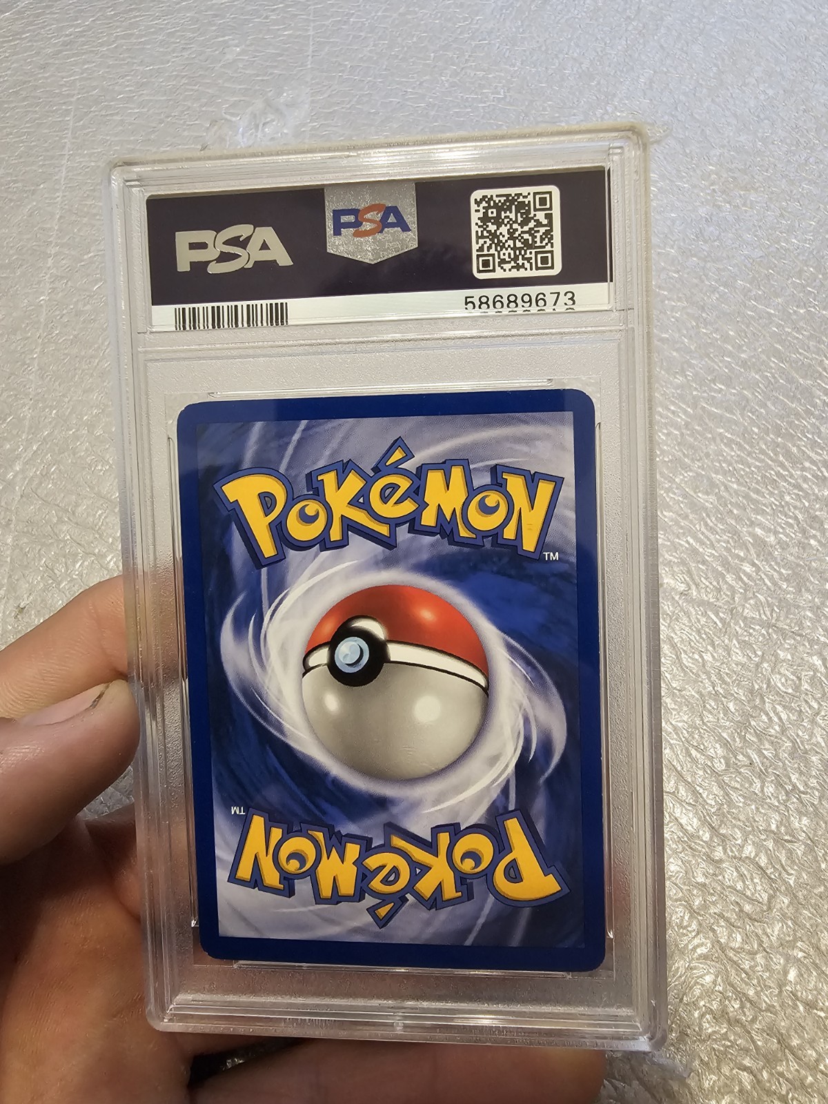 Pokemon 2000 TCG Base Set 2 Unlimited Card 18/130 Venusaur Holo PSA 9 Mint view 4