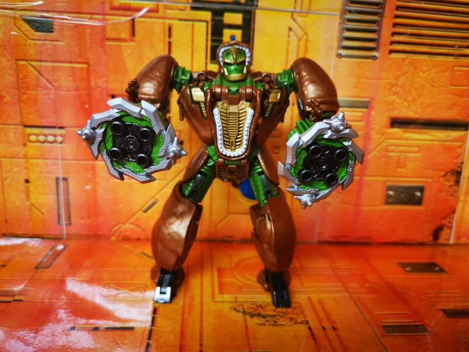 Takara Tomy Transformers Generations LG-31 Rhinox - Immagine 2 di 2