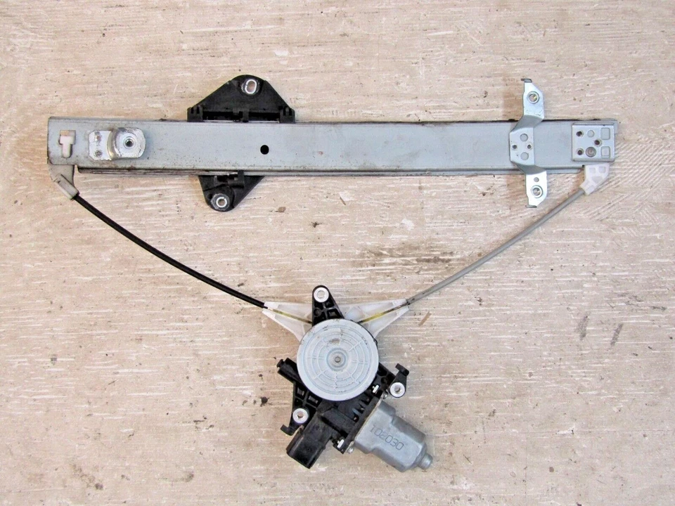 Conjunto de motor regulador ventana trasera izquierda Subaru Forester 2009-2013 OEM Foto 2 de 4