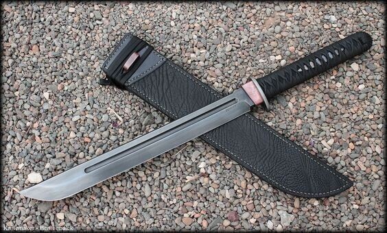 CUSTOM HANDMADE D2 TOOL STEEL COMBAT SWORD HUNTING SWORD WITH SHEATH