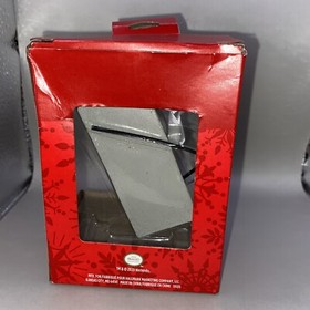 Hallmark Christmas Ornament Nintendo Entertainment System  (NES) Controller NEW