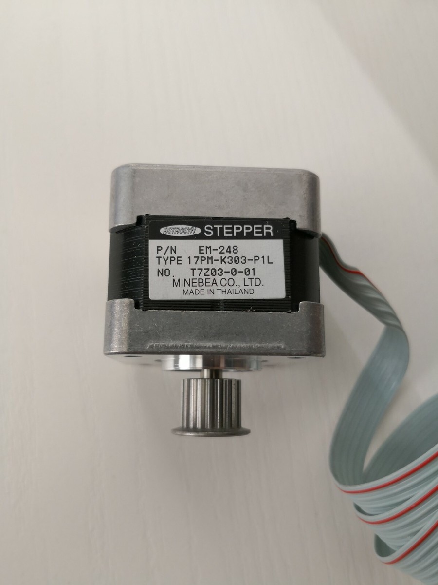ORIGINAL Minebea 17PM-K303-P1L 4 pcs. Stepping Motors BRAND NEW