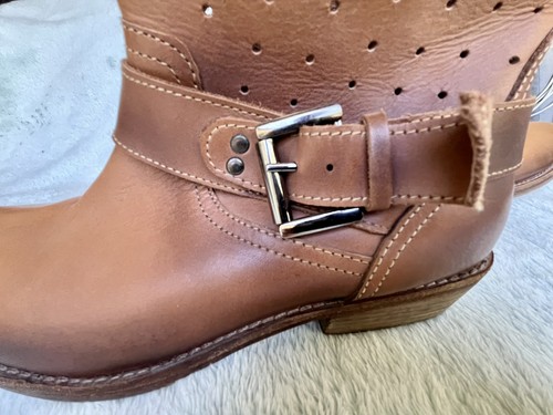 Handmade Capture Women's Leather Boots - Size 9 - Unlined Leather Sole - YKK Zip - Picture 3 of 11