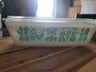 Vintage Pyrex Amish Butterprint 1.5 Qt Refrigerator Dish/Lid Turquoise On White