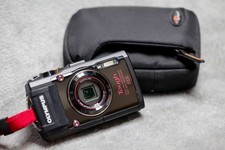 Olympus Stylus Tough TG-4 16MP Digital Camera w/ Case  Battery; TESTED WORKING