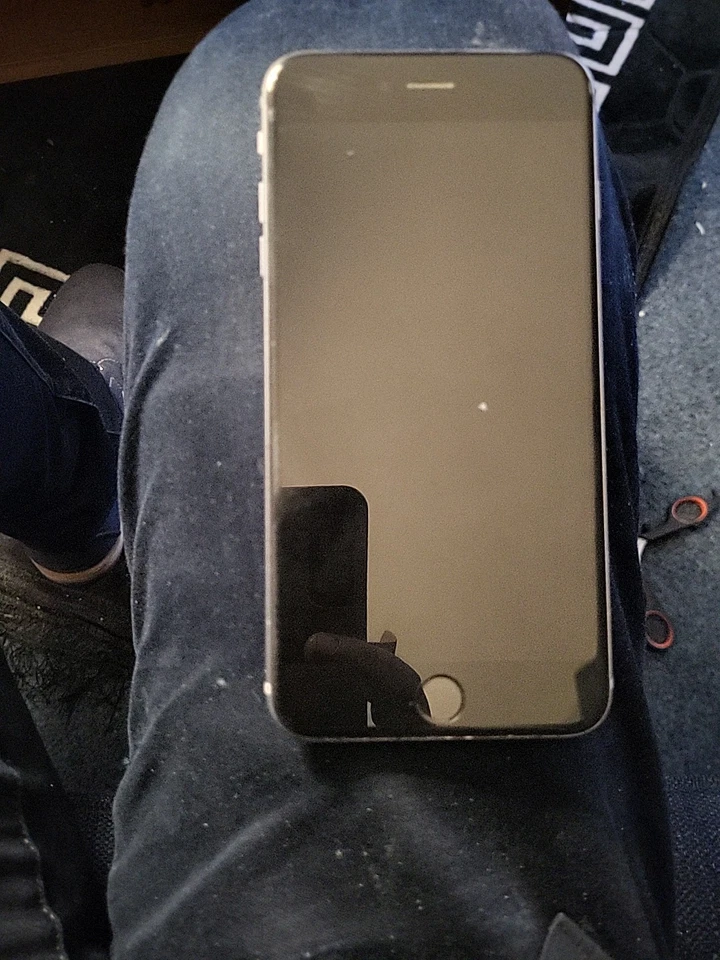 Ii Phone  8 In Excellent condition, photo 4 of 4