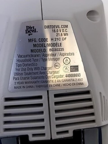 Dirt Devil 6049410 Bagless Cordless Foam Sleeve Filter Hand Vacuum wet/dry, Blue - Picture 3 of 3