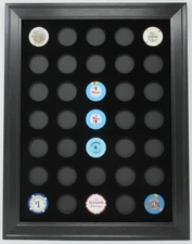 35 CASINO POKER CHIPS (NOT INCLUDED) WALL DISPLAY PICTURE FRAME 12" x 16"