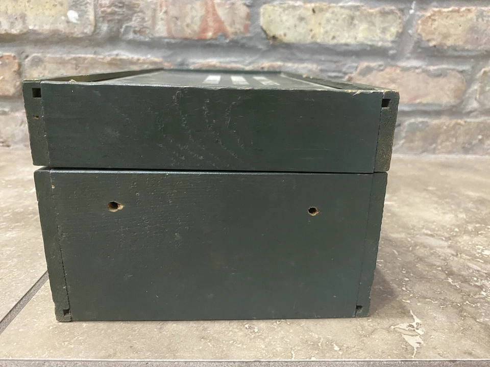 Armario de madera GI Joe vintage años 60 para figura Hasbro de 12" sin bandeja Foto 3 de 4