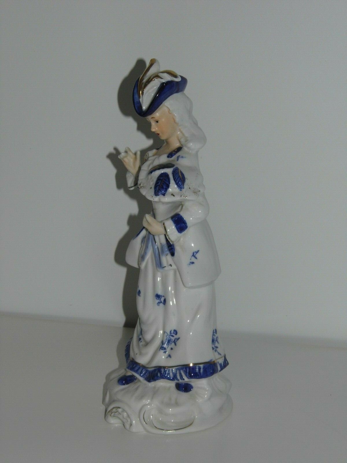 Picture 3 of 8