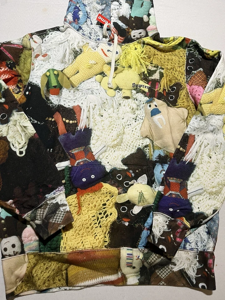 New Supreme Mike Kelley More Love Hours, All Over Print Hoodie Size M FW18 GM8 - Изображение 2 из 4