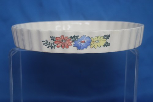 Vintage Quiche Tart Server Dish White and Floral Pattern on Sides Bottom 10 in - Picture 3 of 5