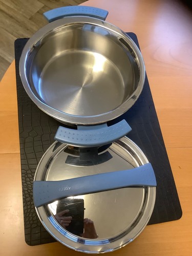 Topf von Fissler Magic line- 20 cm Durchmesser hellblau- 1,5 L - Top!! - Bild 6 von 7