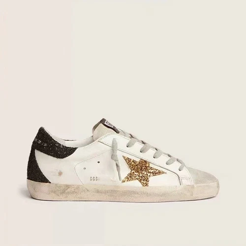 GOLDEN GOOSE Scarpe donna uomo oro stella oca sneakers pelle bovina bianco stile vintage casual