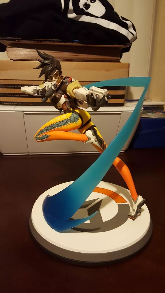 Blizzard Overwatch Tracer Statue Version 1 Original Face