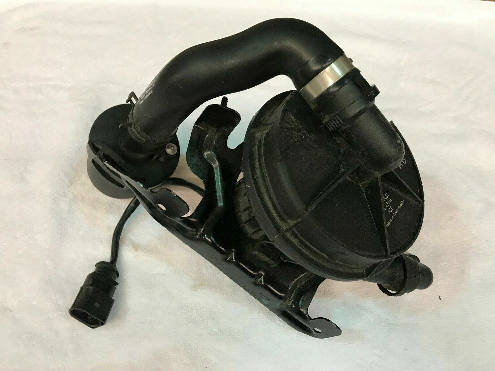 LAMBORGHINI HURACAN PASSENGER RIGHT SECONDARY AIR PUMP OEM 4S0906601