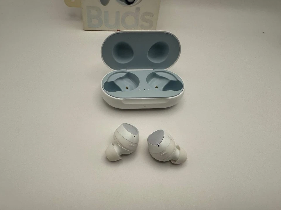 Samsung Galaxy Buds SM‑R170 Weiß Bluetooth In‑Ear Kopfhörer guter Zustand - Bild 4 von 4