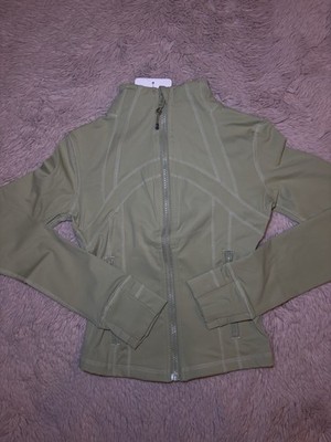 Sage green cropped Lulu set with shorts 