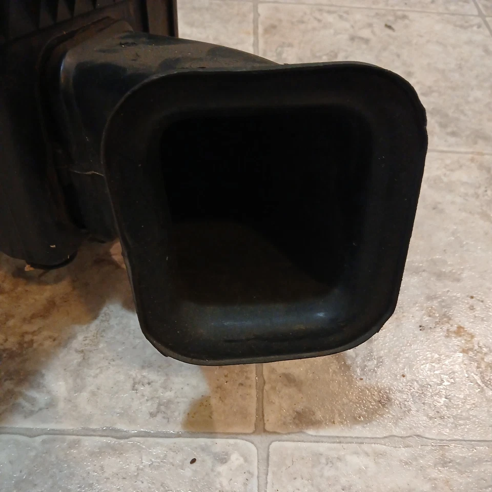 Dodge Ram 1500 2002-2003 5,7 L OEM filtro de aire caja F4101 DG1 Foto 3 de 4