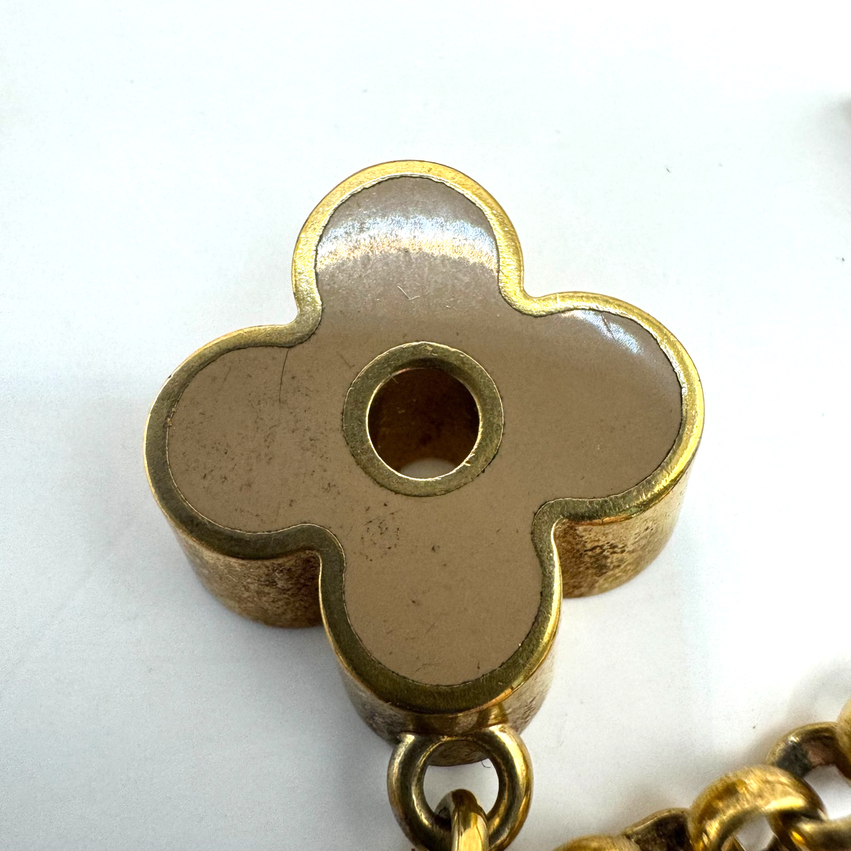 LOUIS VUITTON Keychain Bag Charm Chain Fleur Monogram M65111 Gold