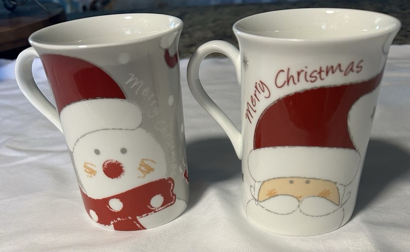 Stechol Gracie Bone China Santa & Snowman Coffee Mugs Set of 2 10 oz