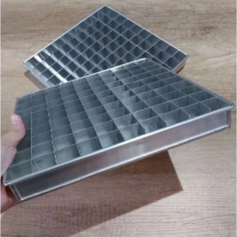 100 Schlitze Brownie Pfanne mit Schneider Quadrat Backblech Teiler Form 10'x10' 12'x12