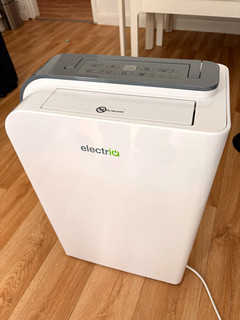 electriQ DESD9LW-V2 Desiccant Dehumidifier 10L/Day 6.5L Tank UV Ioniser