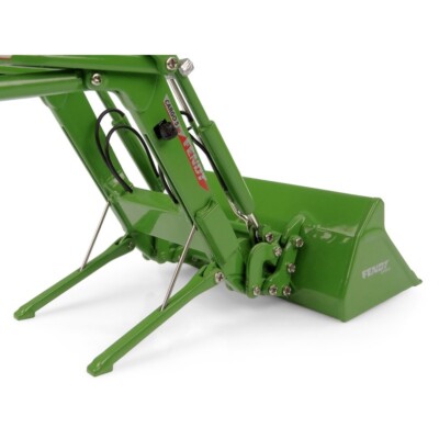 Universal Hobbies Tracteur Fendt 618 Vario avec Chargeur Frontal