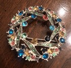 Vintage Napier Round Pin Brooch Rainbow Rhinestones Signed Classic Jewelry — photo 2