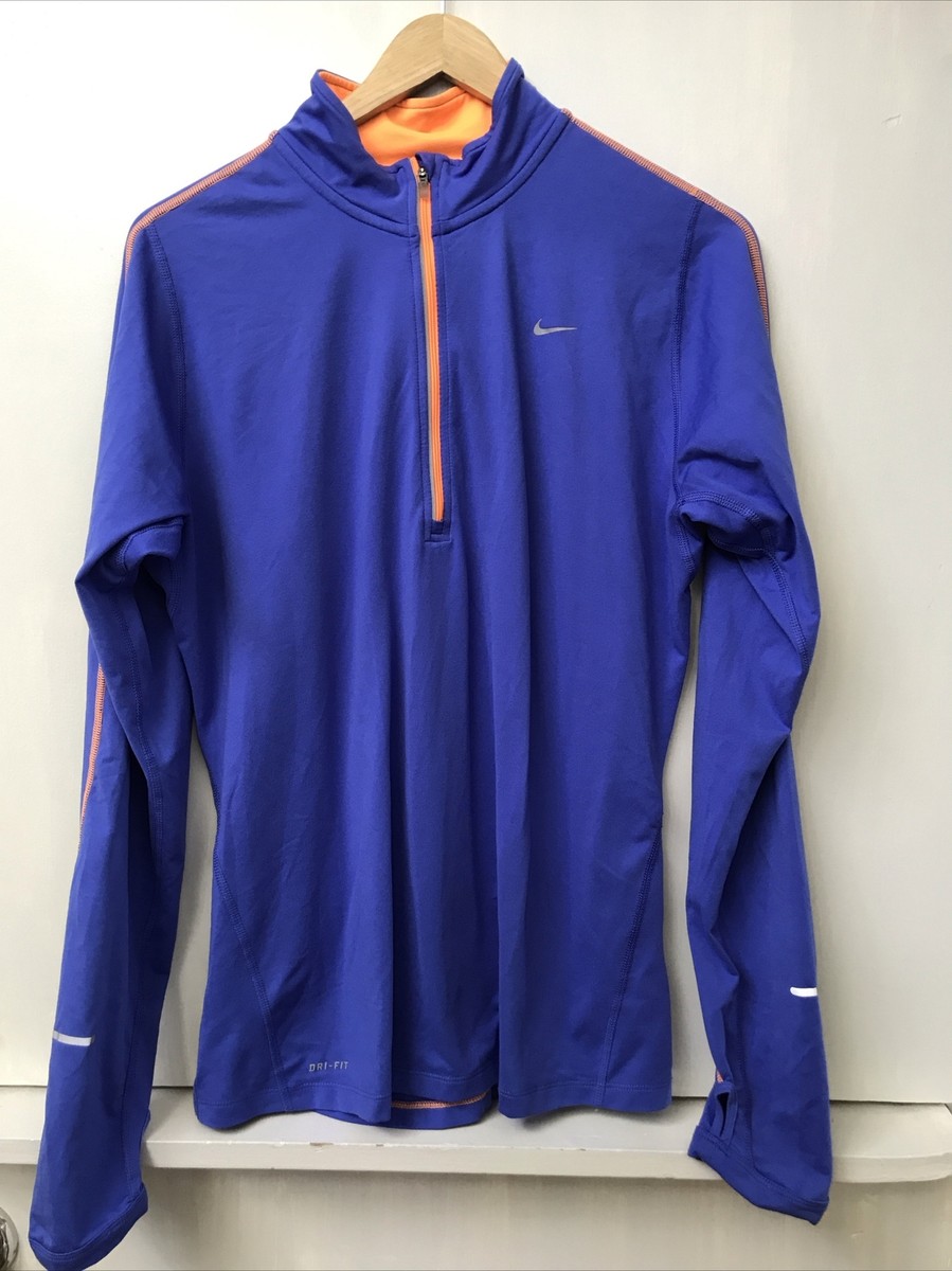nike running element top in blue