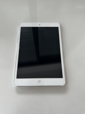 Apple iPad mini 4 64GB, Wi-Fi, 7.9in - Silver