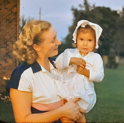 Gorgeous Blonde Woman Mom/Aunt? Holding Toddler Girl: 1950's 35mm Slide