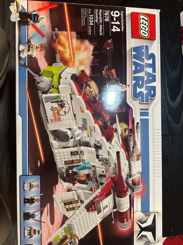 LEGO Star Wars: Republic Attack Gunship (7676)  READ DESCRIPTION