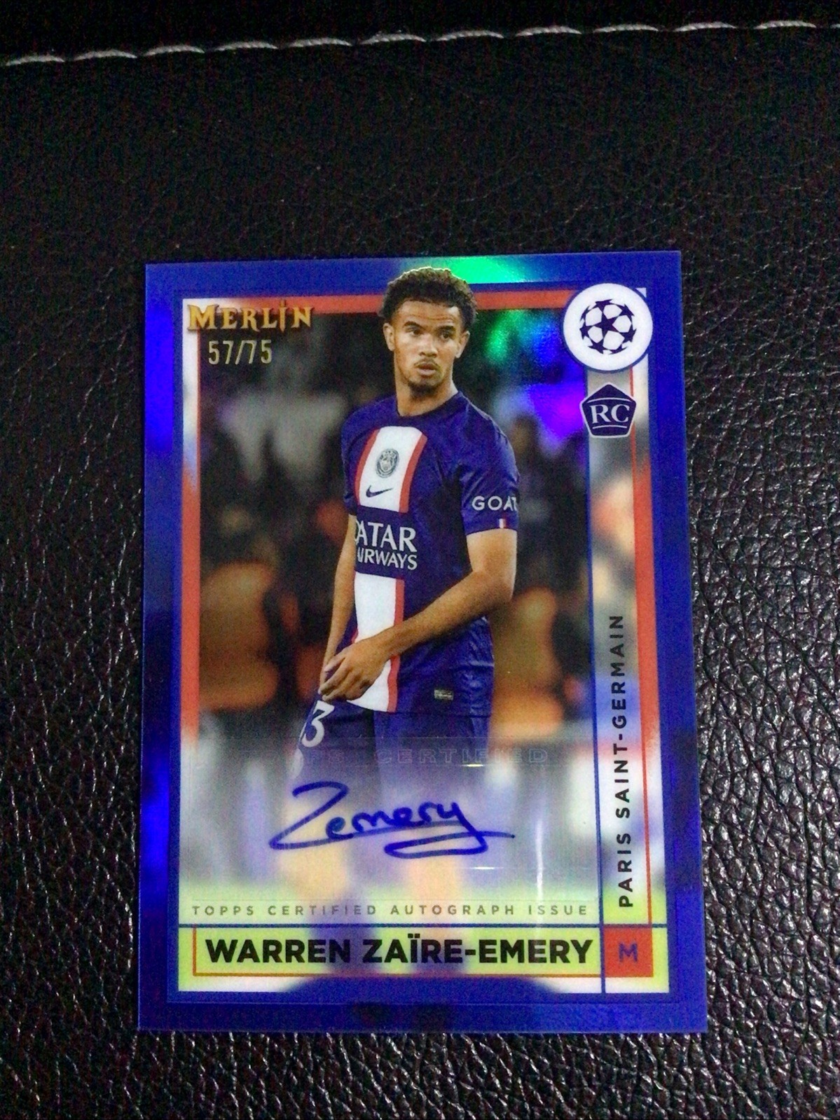 Topps Merlin UCC 2022-23 Warren Zaïre-Emery RC Auto Blue Refractor 57/75 view 1